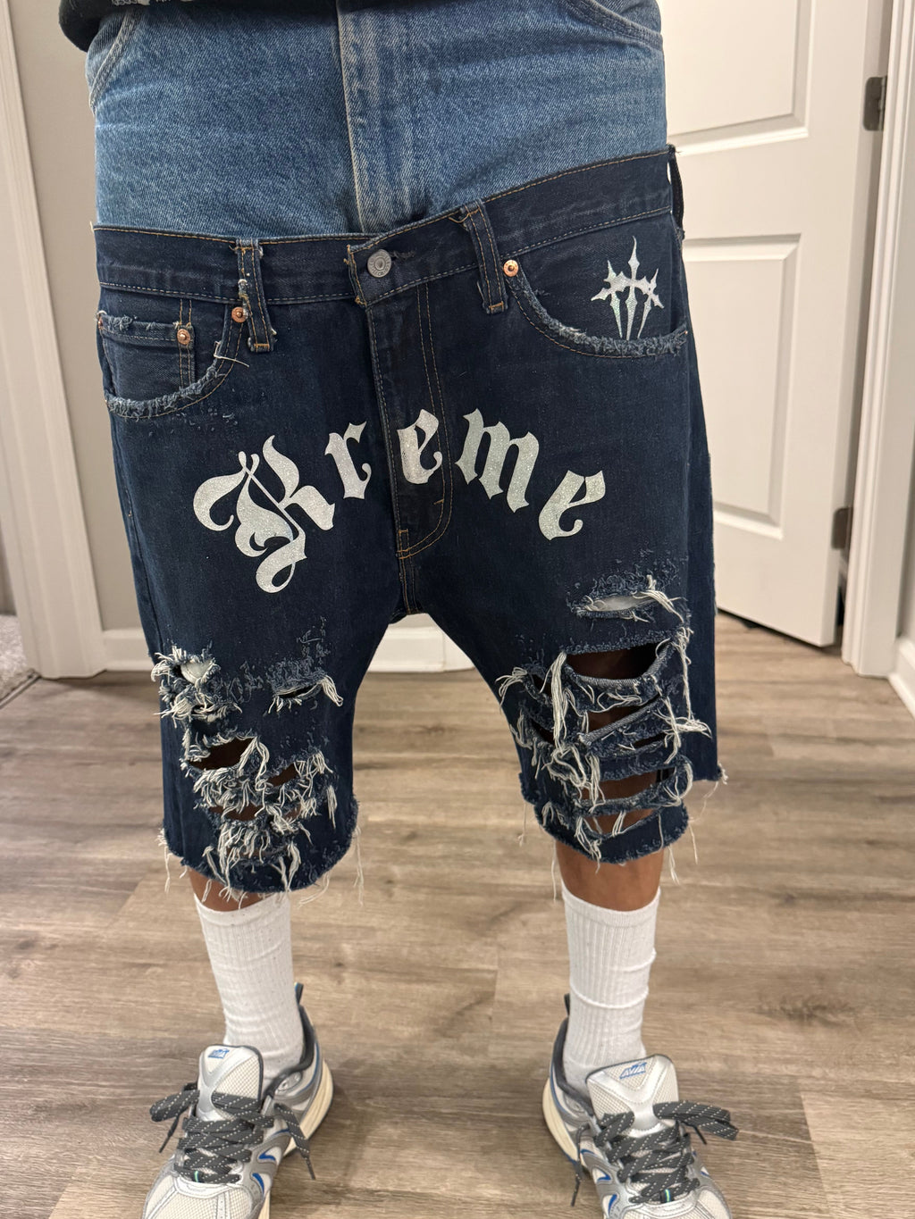 Kreme Distressed Jorts