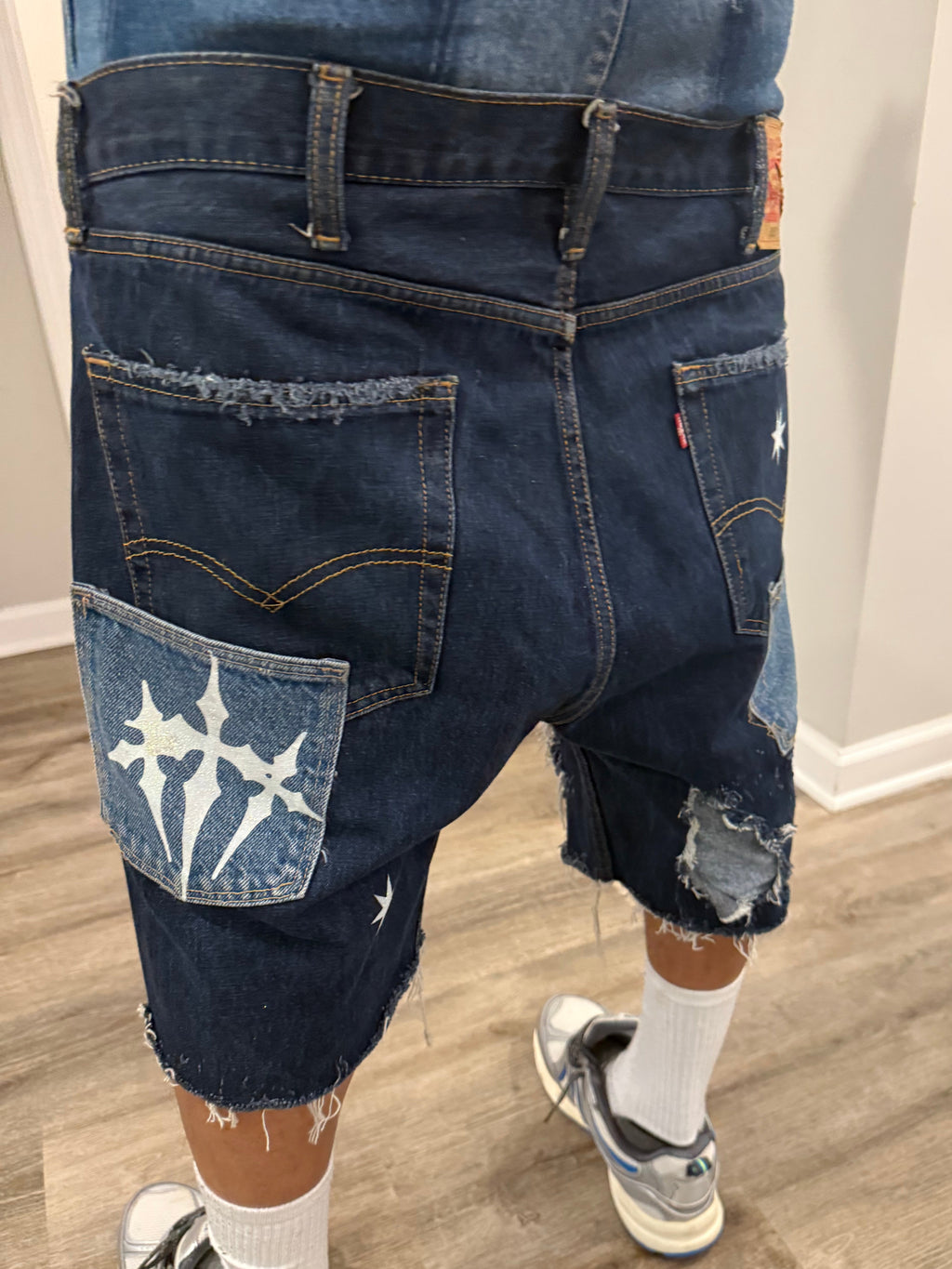 Kreme Distressed Jorts